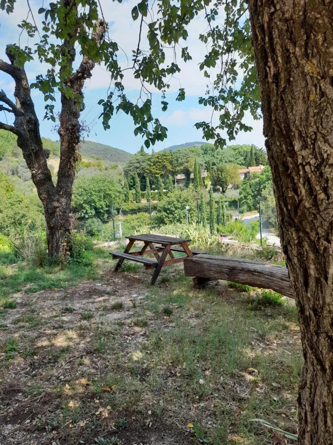 Eremo Di Santo Apollinare Lägenhet Messenano Exteriör bild